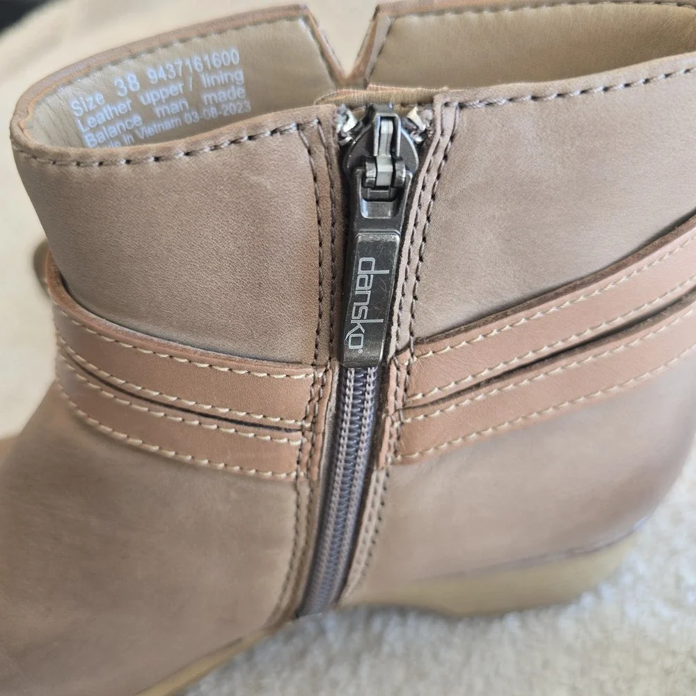 Dansko women brook